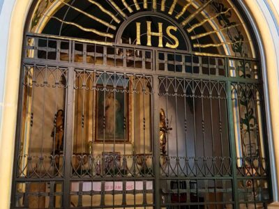 Krata kościelna kuta